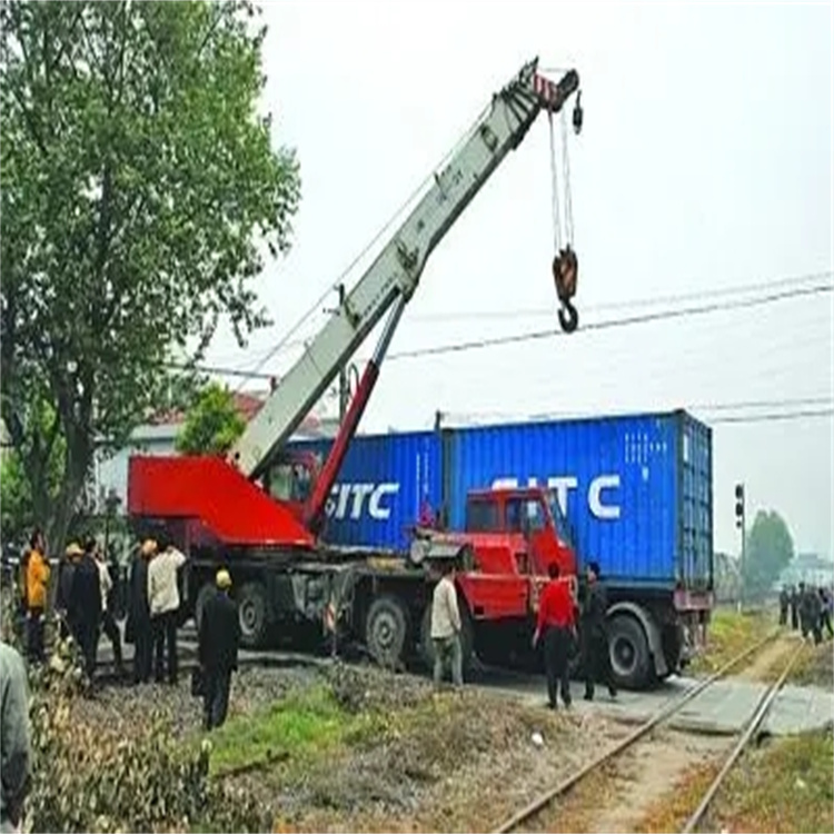 黄江镇如何快速找到附近的吊车救援公司